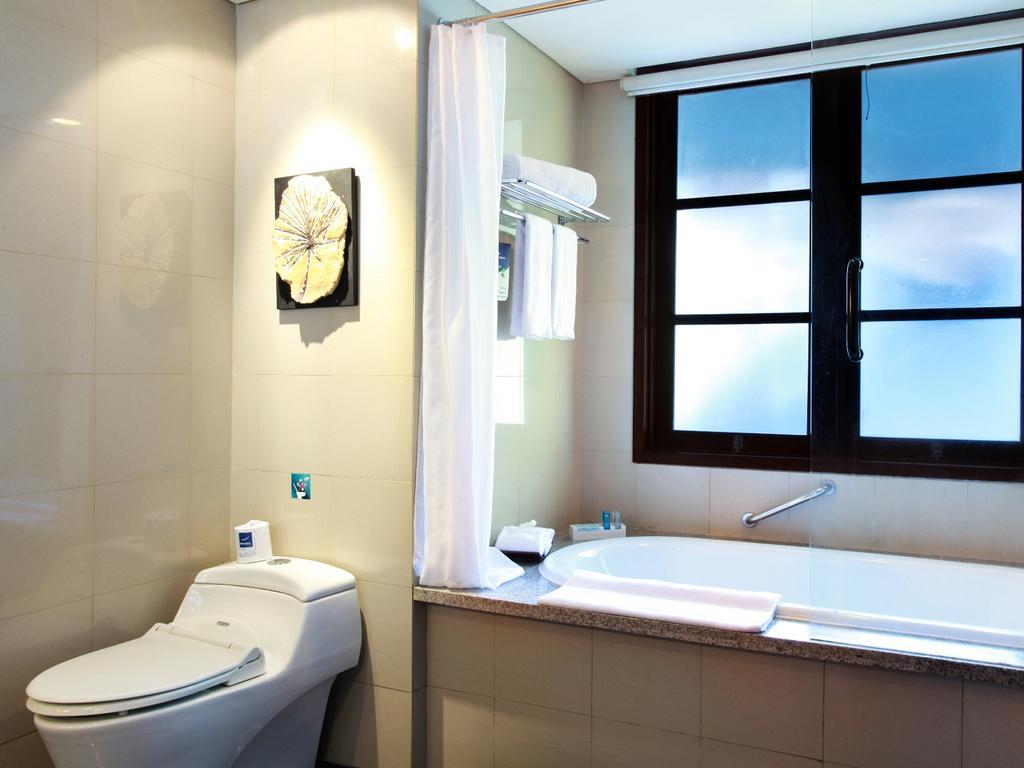 Novotel Bali Hotel 5*